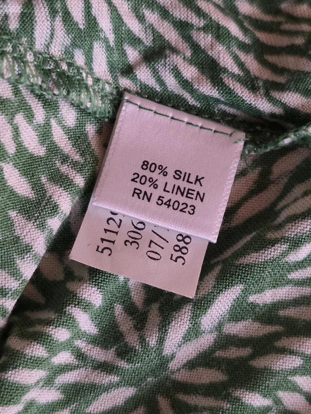 Banana Republic Silk Linen Dress Green White Print V Neck Tie Back L Tall - Picture 8 of 8